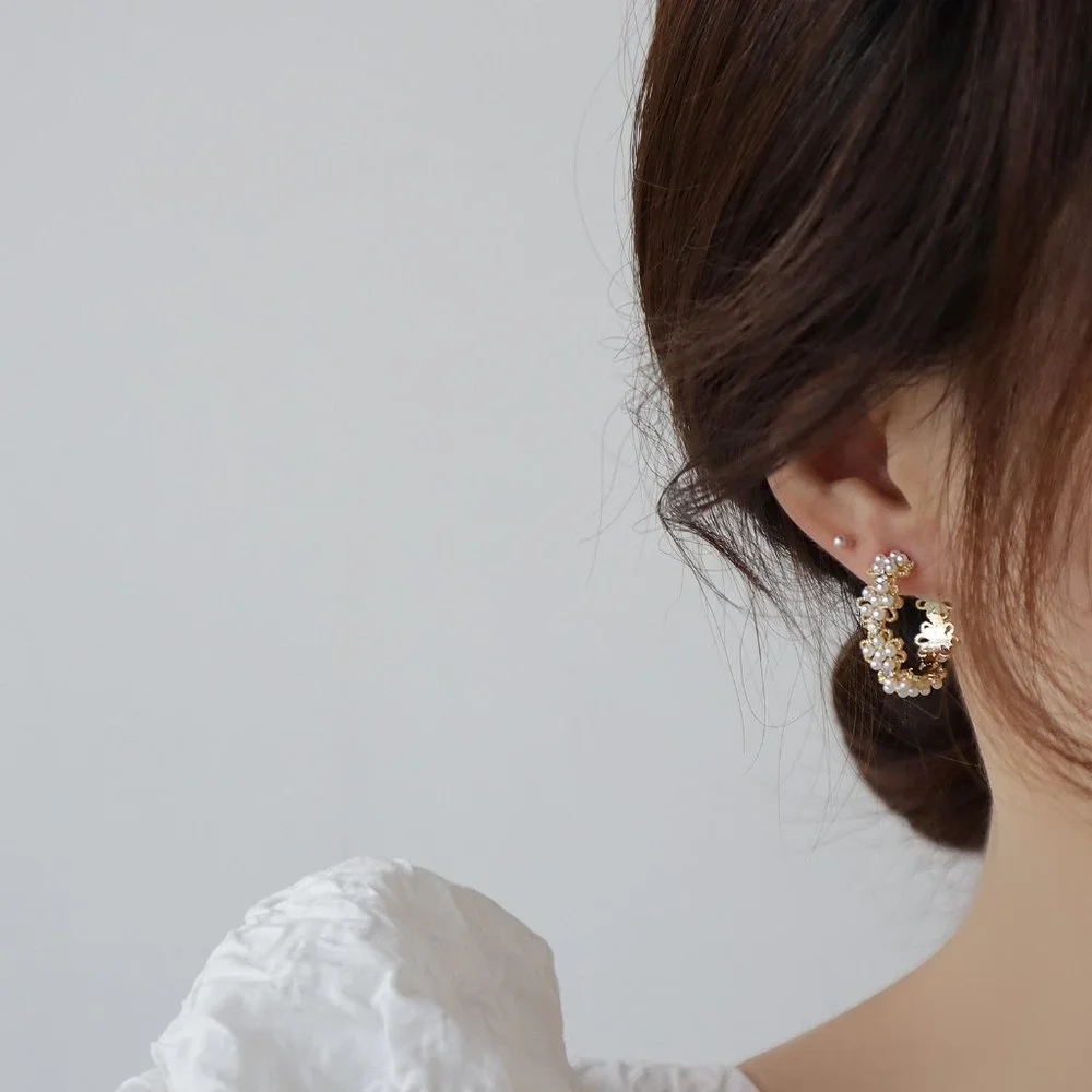NEW 14K Gold Plated Pearl Flower Hoop Earrings